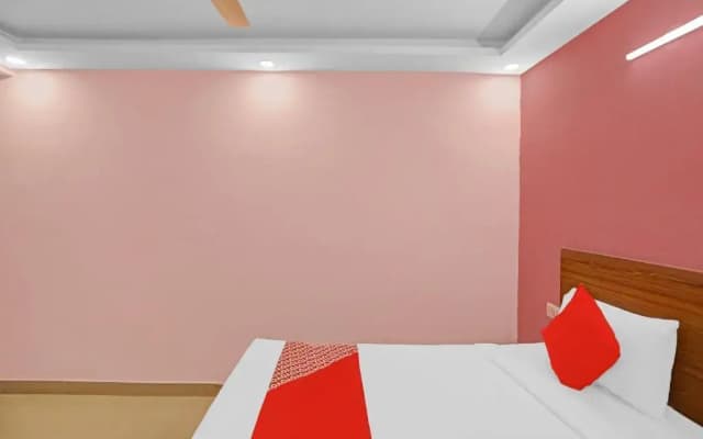 OYO 85984 Hotel Happy Spring - photo 3