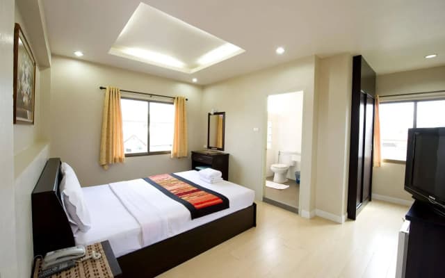 Super OYO 1096 Winner Inn Hotel - photo 4