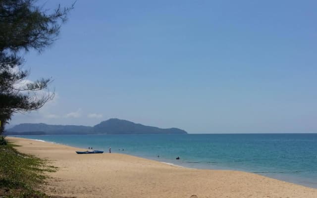 Maikhao Beach Bungalows - photo 2