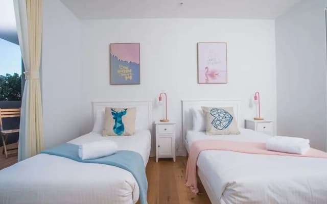 Peak East 2bed2bath APT @ryde SO Relaxing - photo 2