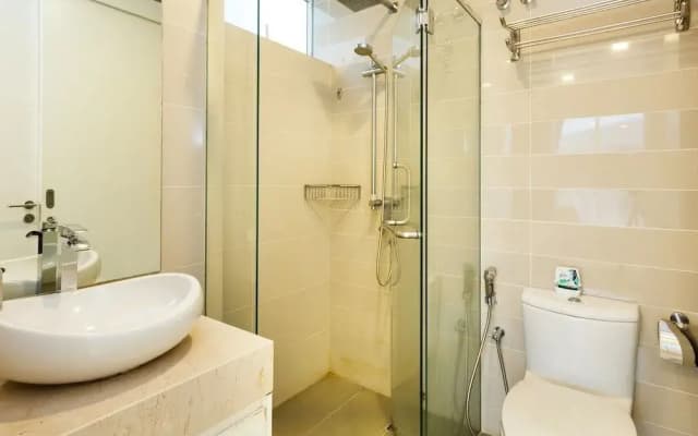 OYO Home 543 Elegant 2BR Binjai 8 Suite - photo 4