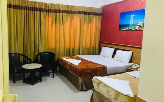 Golden Touch Hotel - photo 2