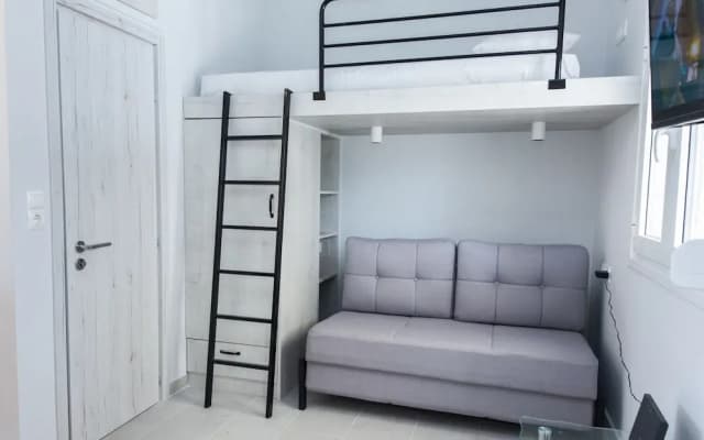 Modern Equipped Studio w View in Kipseli - photo 5