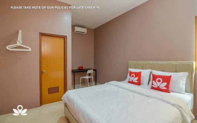 ZEN Rooms Basic Meruya Selatan - photo 5