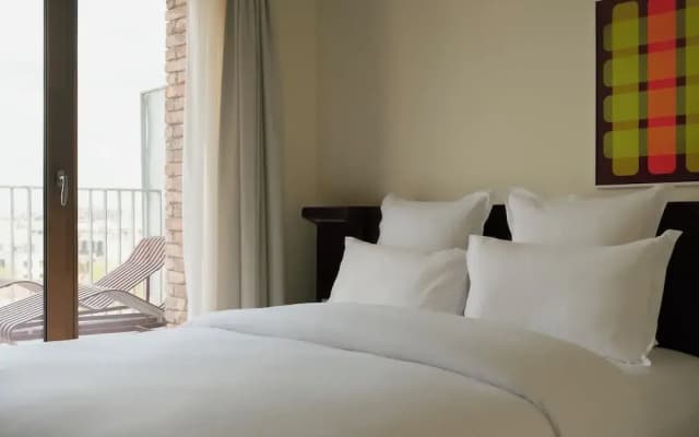 Edgar Suites - Église - photo 3