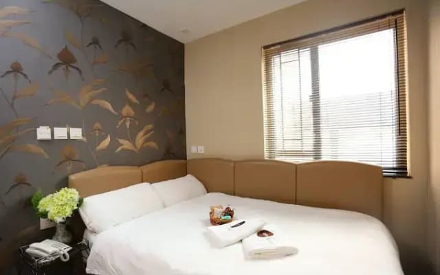 MY Hotel - photo 4