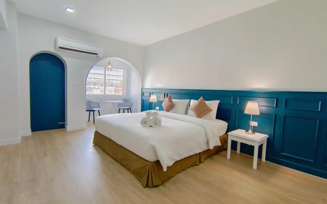 Regent Ramkhamhaeng and Apartment - photo 5
