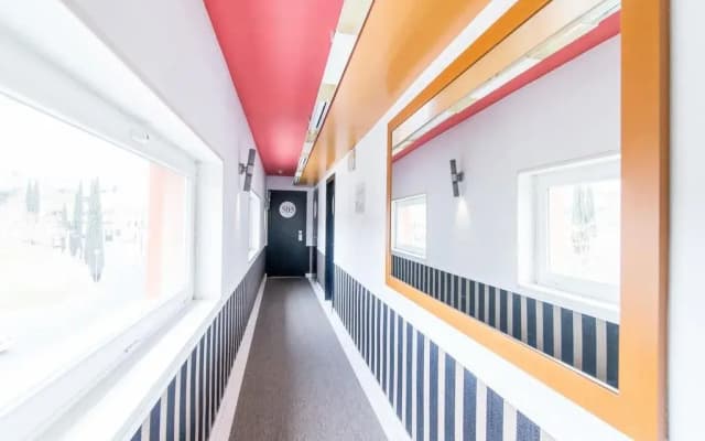 Hotel Colors - photo 5