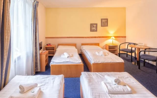 Carl Inn - photo 2