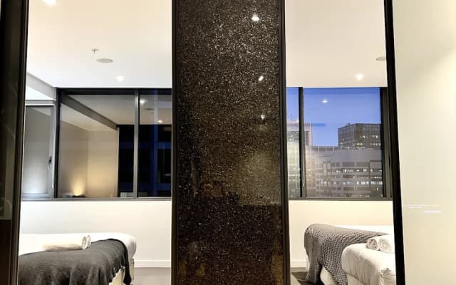 ReadySet Apartments at Manhattan - photo 3