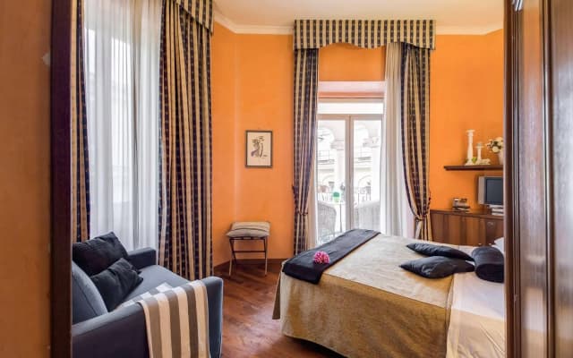 Hotel Le Petit - photo 3