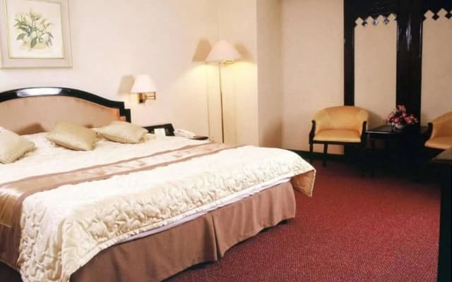 Grand Cempaka Business Hotel - photo 5
