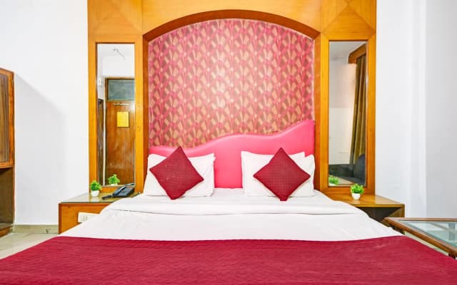 Hotel Sai International - photo 5