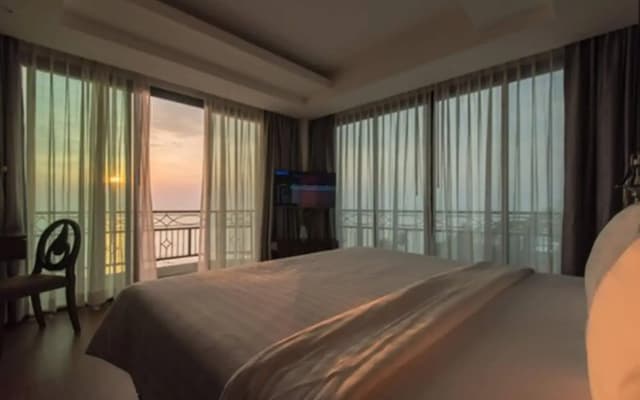 Bay Beach Resort - photo 5