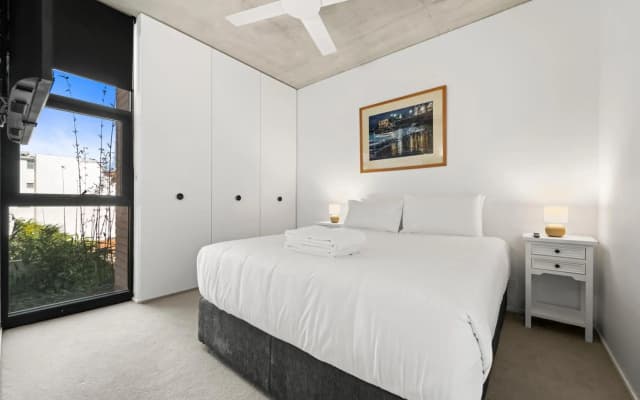 Premium Bondi Beach 2 Bedroom with Beach view and parking - photo 5