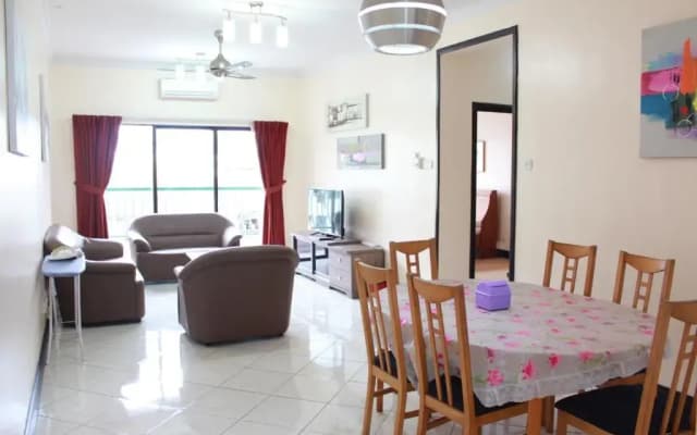 Marina Residence Suites @ Marina Court Resort Condominium - photo 3