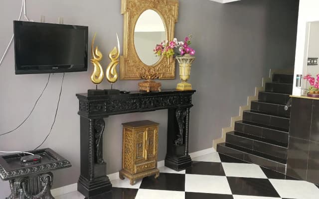 Q.D. Sweets Mansion 1 - photo 4