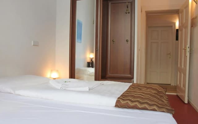 Hotel Amelie Berlin - photo 2