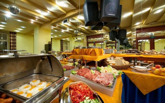 Hotel Henrietta - photo 5