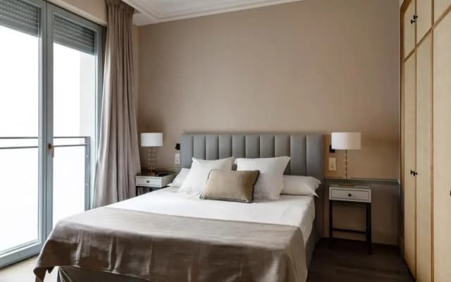 Ayala 63 - The Arc Collection - photo 2