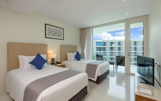 Splash Beach Resort  - photo 3