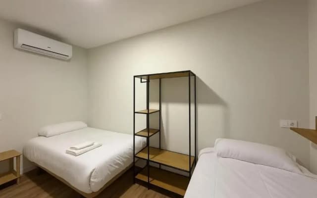 Hostal Ramon y Cajal - photo 2