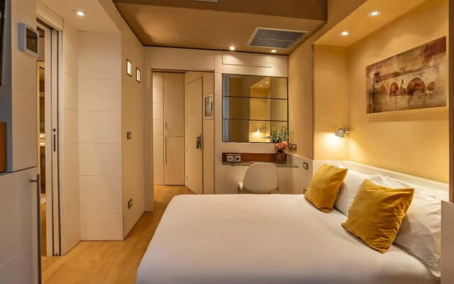 Hotel White - photo 5