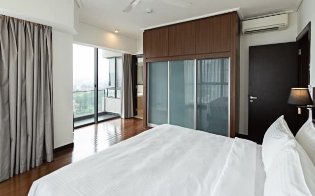 Trillion Suites by SLG - photo 3