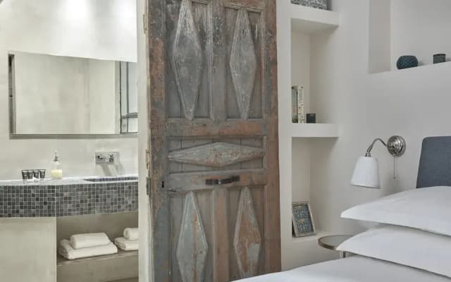 Kolonaki Square Apartment - photo 2