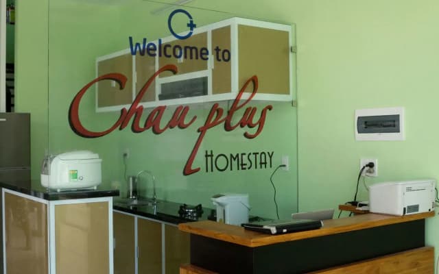 Chau Plus Homestay - photo 2