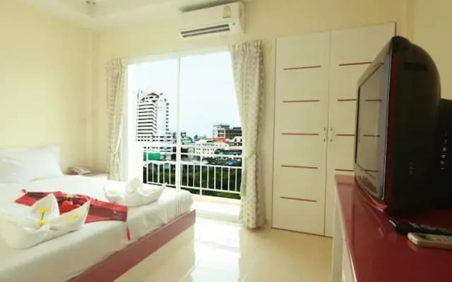 Sunmar Inn Patong - photo 2
