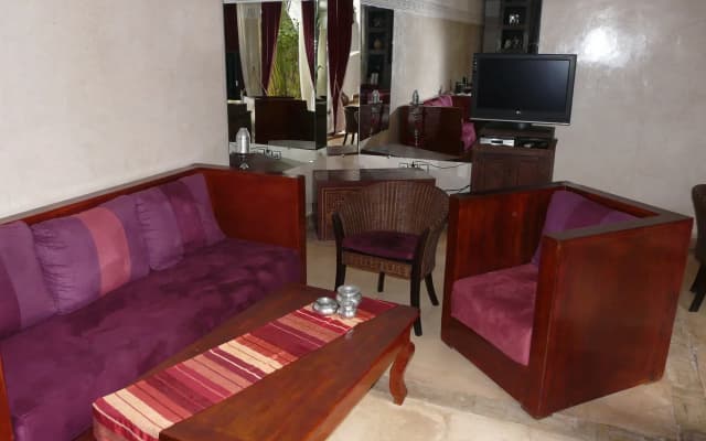 Riad Elias - photo 4