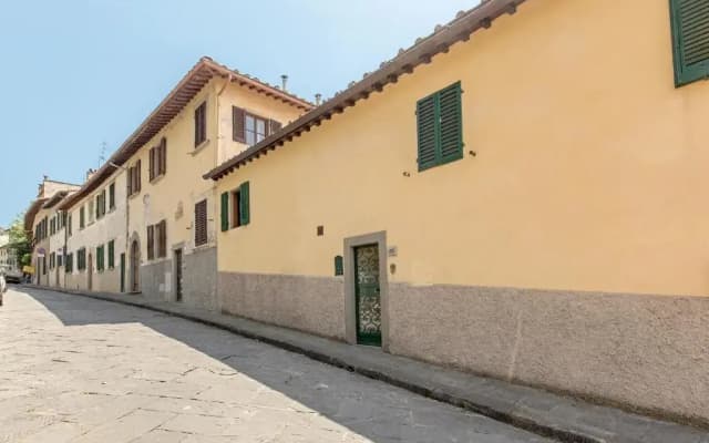 Sunrise Apartment - photo 2