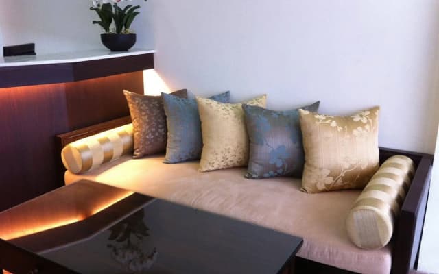 Smile Society Boutique Hostel - photo 4