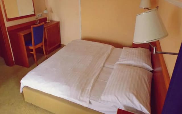 Hotel Monica - photo 5