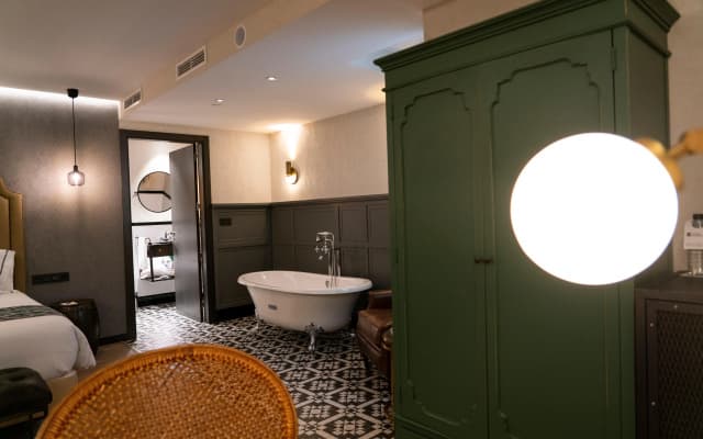 Hotel Indigo Madrid - Gran Via by IHG - photo 4