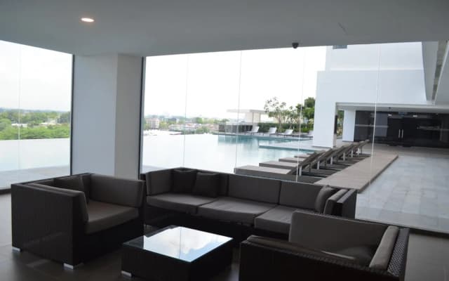 1 Tebrau Suites by Subhome - photo 3