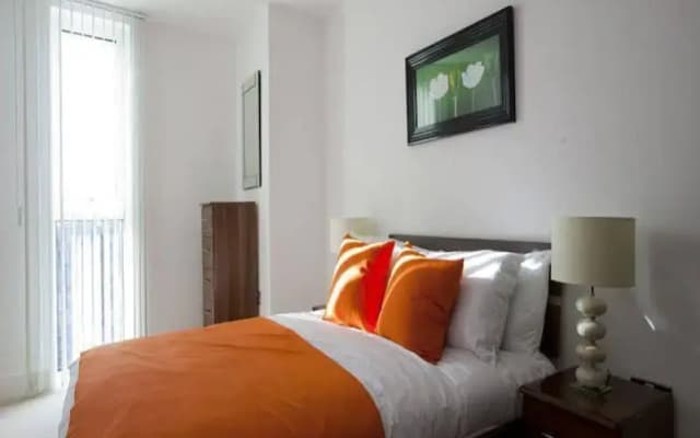 Apple Apartments Kensington Gardens - photo 2