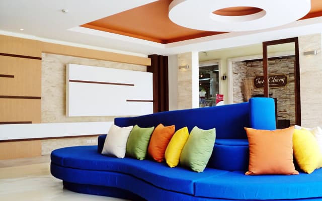 Iyara Beach Hotel & Plaza - photo 3