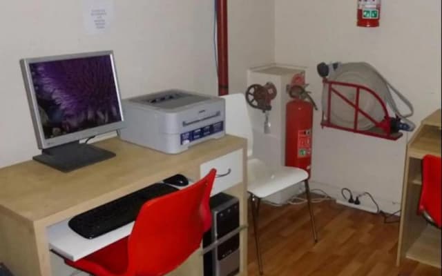 City Centre Budget Hotel - photo 3