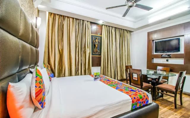 Fabhotel Cameron - photo 4