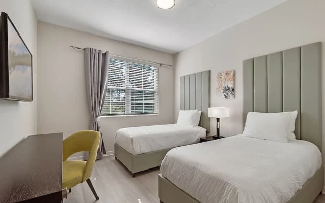 Orlando Resort Rentals at Universal Boulevard - photo 4