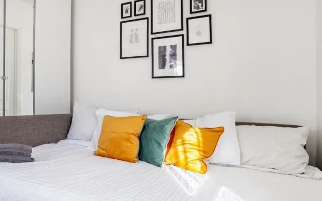 Close To Nyc! Relaxing Quiet Studio In Woodside 1 Bedroom Home by RedAwning - photo 2