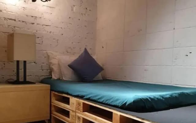 Books & Beds - photo 3