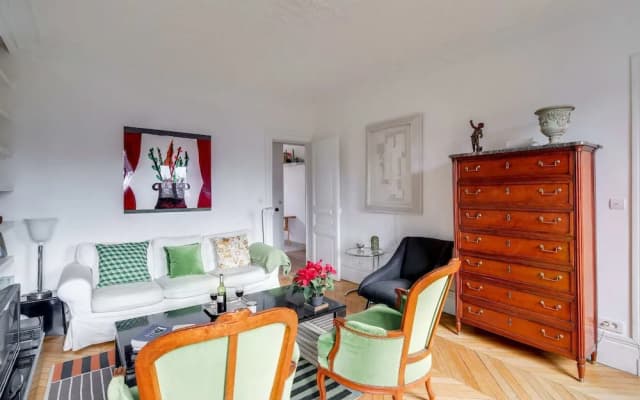 Gorgeous Flat - 3 Mins to Oberkampf Metro - photo 2