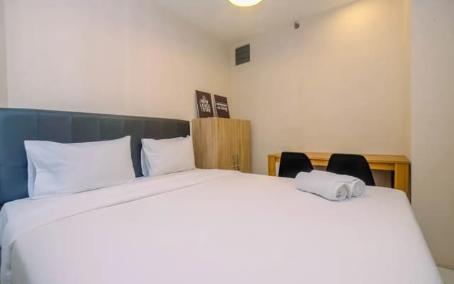 Minimalist and Cozy 2BR Apartment at Kalibata City Residence - photo 3