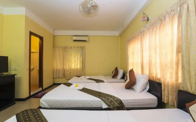 Happy Zone Hostel - photo 4