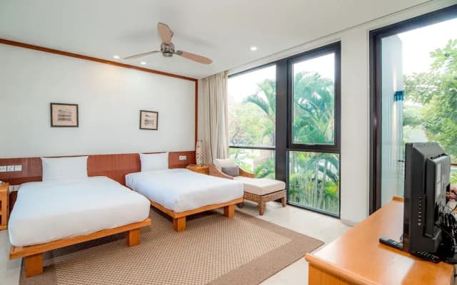 Beachfront Villa Danang Beach - photo 3
