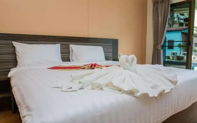 O'shop Residence Patong Beach - photo 2