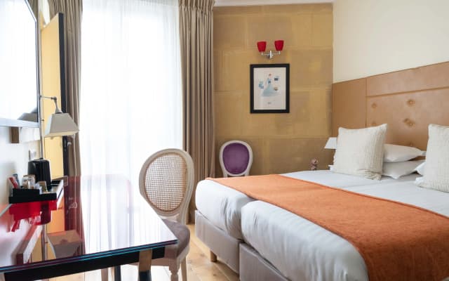 Hôtel Le 123 Elysées - Astotel - photo 3